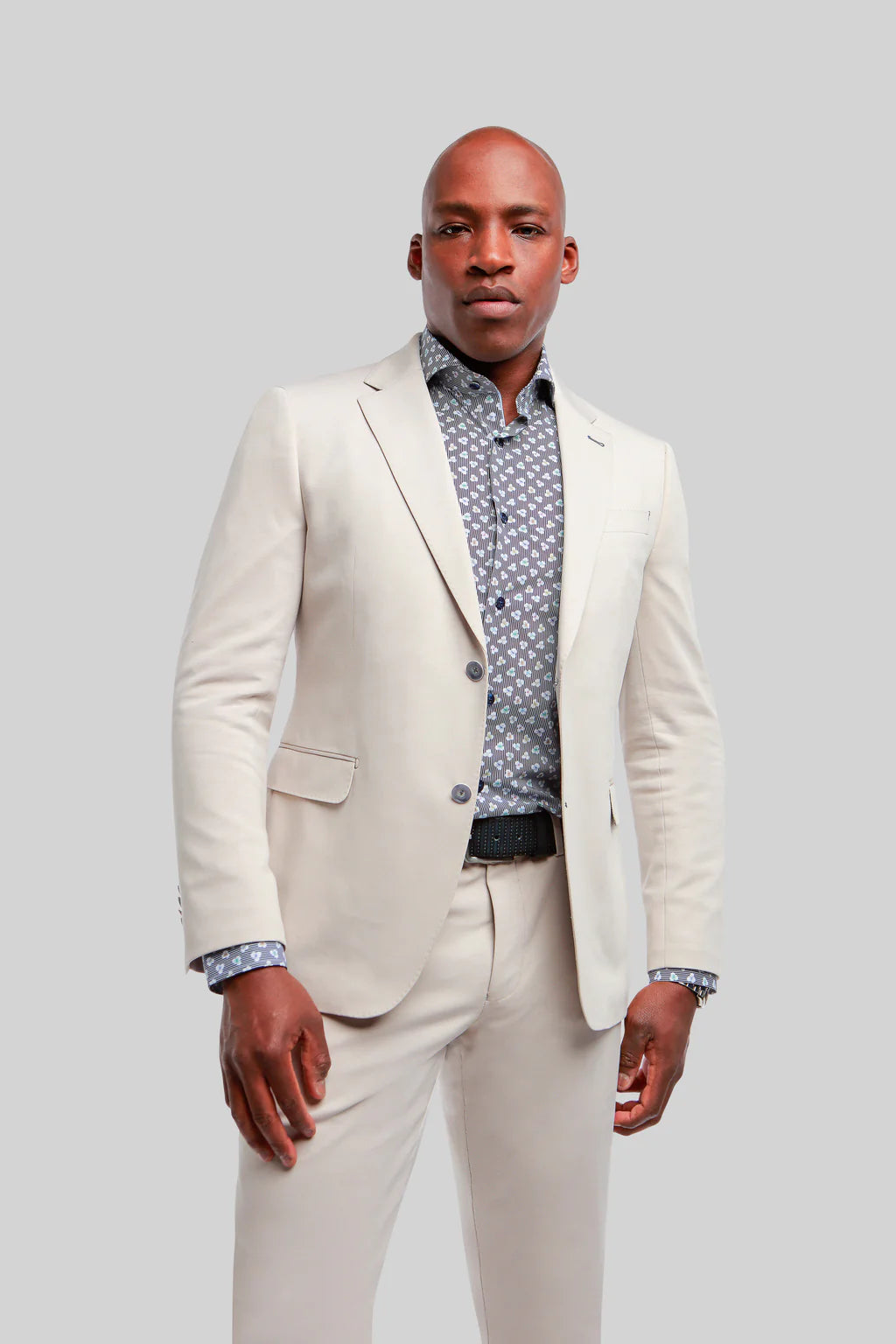 <p>Sporty enough to wear with a t-shirt or knit, and dressy enough to wear with a woven shirt; this blazer breaks the mold of a traditional black jacket.<span> Like most 7 Downie St. sport coats, the Stockton has a generous amount of stretch, allowing you to look your best without compromising comfort.</span></p> <div class="tab-content active"></div>