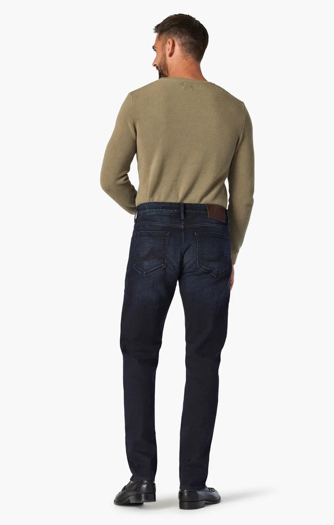 Your go-to jeans just got more sustainable with this pair made with stretchy organic and recycled fabric that looks like authentic, premium denim.