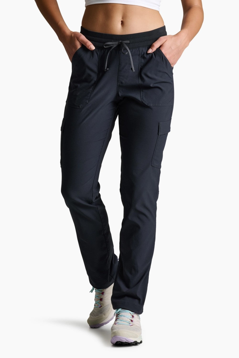 Featuring premium stretch and endless rebound, the lightweight TREKR Straight Pant delivers superior flexibility with a fit that never bags out. The pull-on waistband and external drawcord let you customize your fit while hidden snaps on thigh pockets secure essentials.