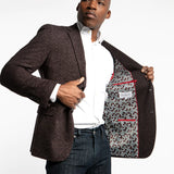 Rich colours, sweater like comfort, how can you go wrong? Like most 7 Downie St. sport coats, the Hart has a generous amount of stretch, allowing you to look your best without compromising comfort