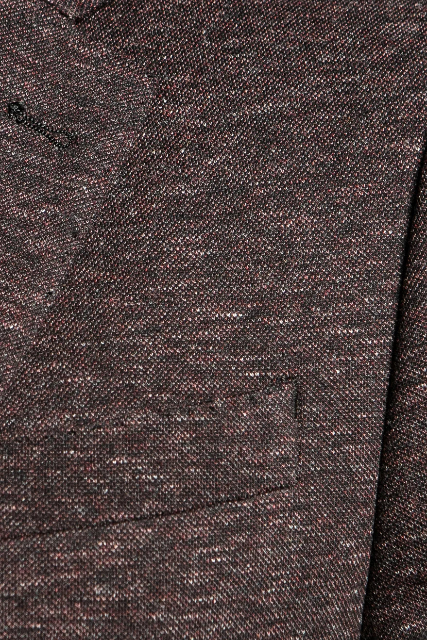 Rich colours, sweater like comfort, how can you go wrong? Like most 7 Downie St. sport coats, the Hart has a generous amount of stretch, allowing you to look your best without compromising comfort