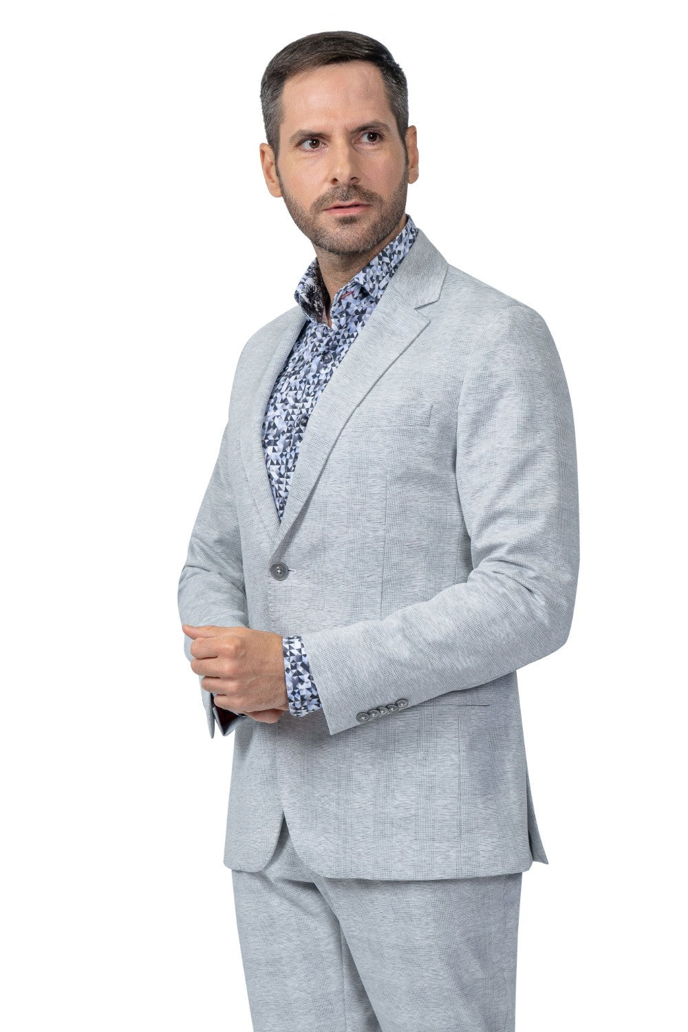 Introducing our 7 Downie St. NORFOLK Sport Jacket - the perfect combination of style and functionality! This jacket is designed to keep you looking sharp while providing comfort and versatility for any occasion. With its unique design and durable construction, it's sure to become your go-to choice for any sporty look. So why settle for ordinary when you can stand out with our 7 Downie St. NORFOLK Sport Jacket!