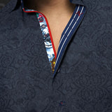This is a collection of comfortable, performance stretch, fashionable dressy and casual shirts. Stand out from the crowd, thanks to Au Noirs cleaver use of contrasting patterns and sophisticated details. Comfortable with a high quality, performance stretch cotton fabric. 