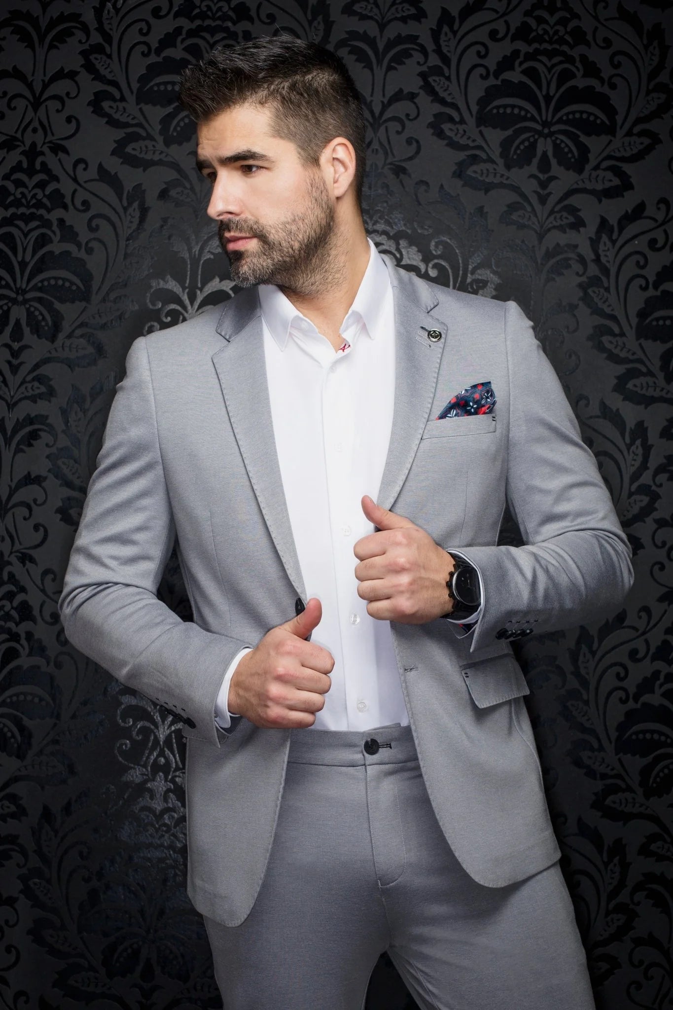 Blazer Fashionable and stretchy for men. Stand out with our sophisticated details and patterned lining. Comfortable with a premium fabric blend offering confidence and freedom of movement.