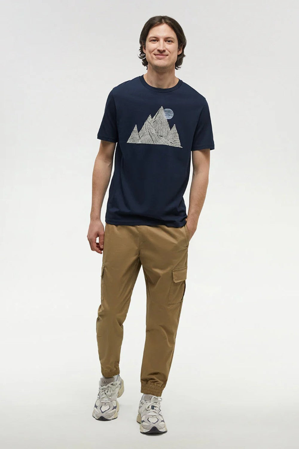 This lightweight organic cotton tee is Cradle to Cradle Certified for sustainability and offers super breathability and comfort, making it perfect for your everyday adventures.