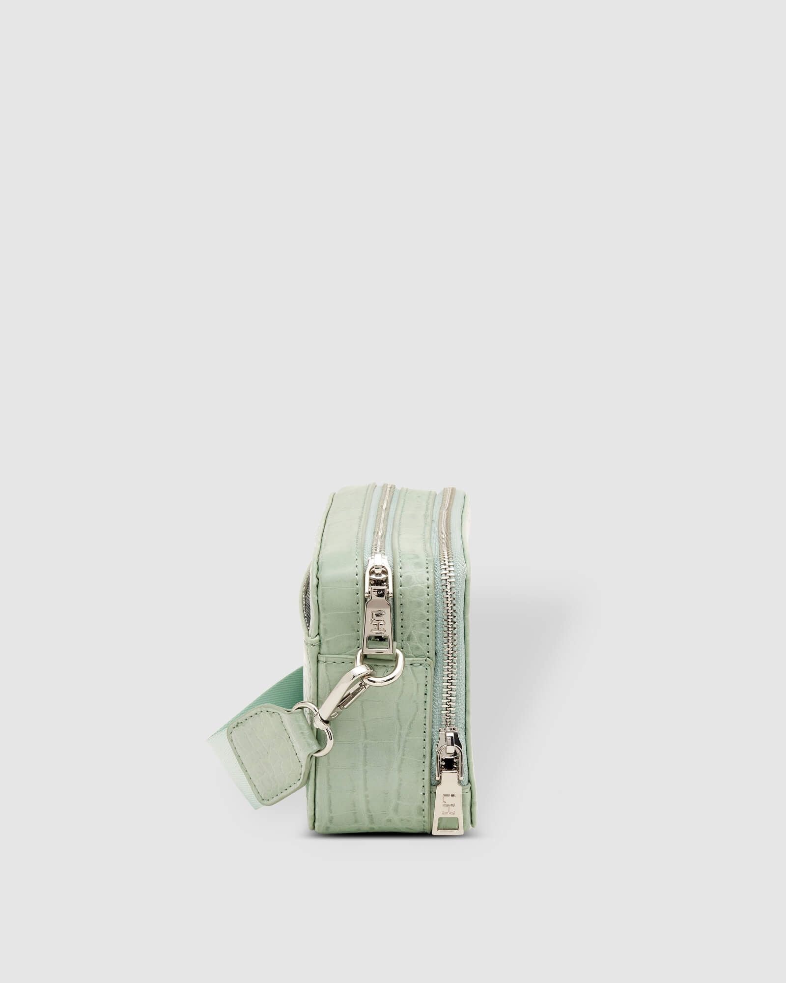The Louenhide Celeste Crossbody Bag is beautiful camera style bag, perfect for long summer days.