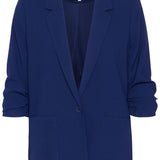 The Cream Cocamia Blazer is a versatile addition to any wardrobe. Perfect for the office or a casual outing, this blazer effortlessly pairs with both work wear and denim. A must-have for those looking for stylish and practical options.