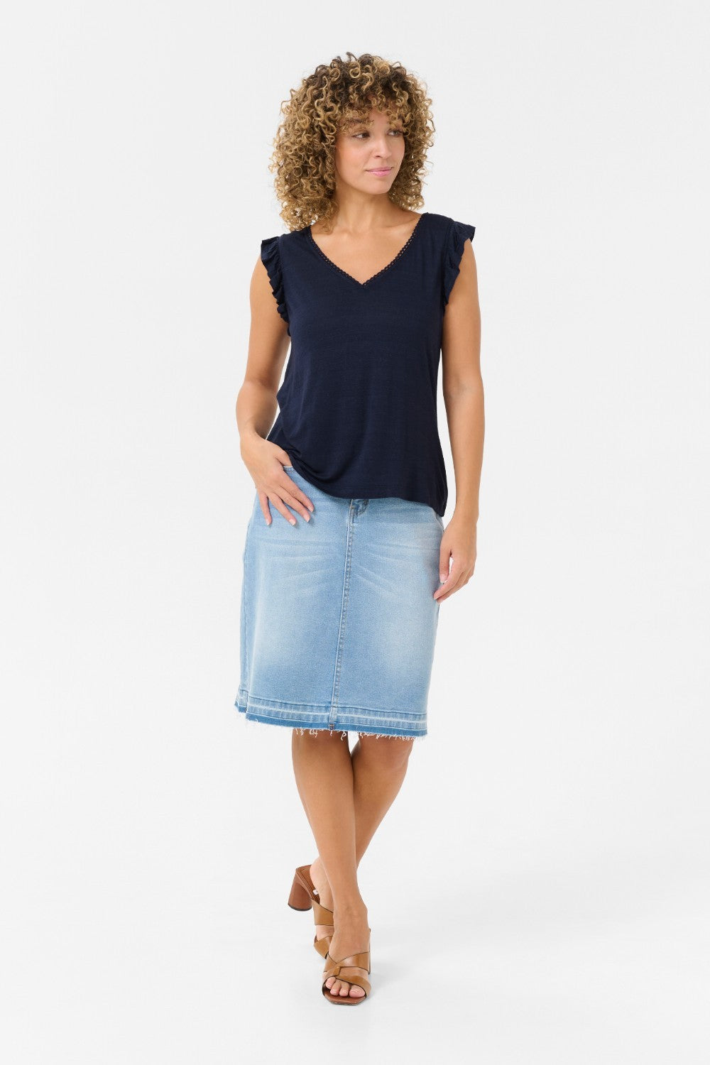 Expertly crafted to elevate your casual wardrobe, the Cream Luna Jersey TShirt features a solid design with a linen blend for softness and breathability. The delicate cap sleeves add a feminine touch to this versatile and stylish top. It's a must-have!