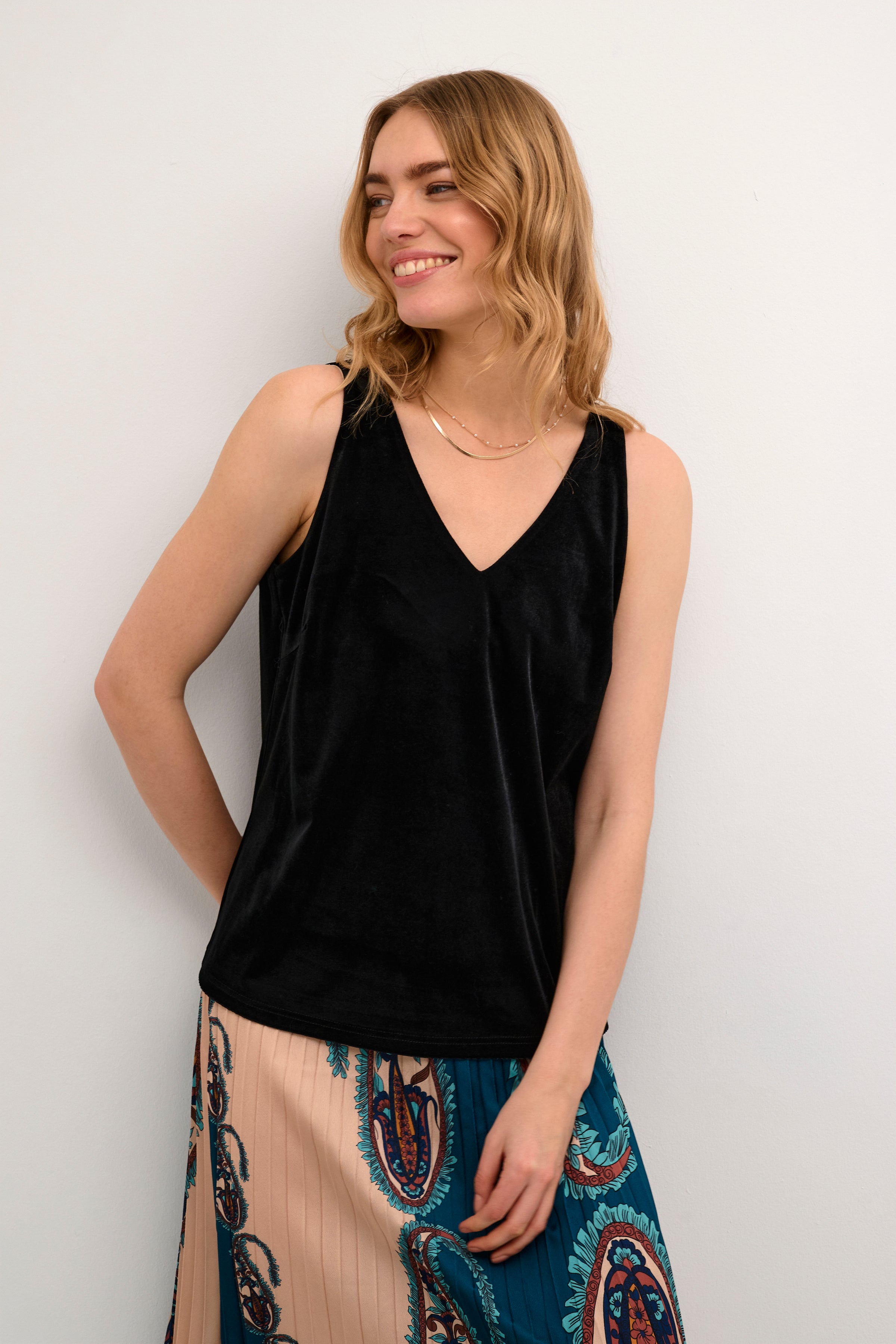 Black velvet outlet evening top