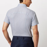 FEEL FLEXIBLE
• Jersey shirt with Kent collar
• Slim Fit with maximum comfort
• Unique cut for unlimited freedom of movement
• Smooth button placket
• Raglan sleeves without annoying seams
• Rounded back yoke