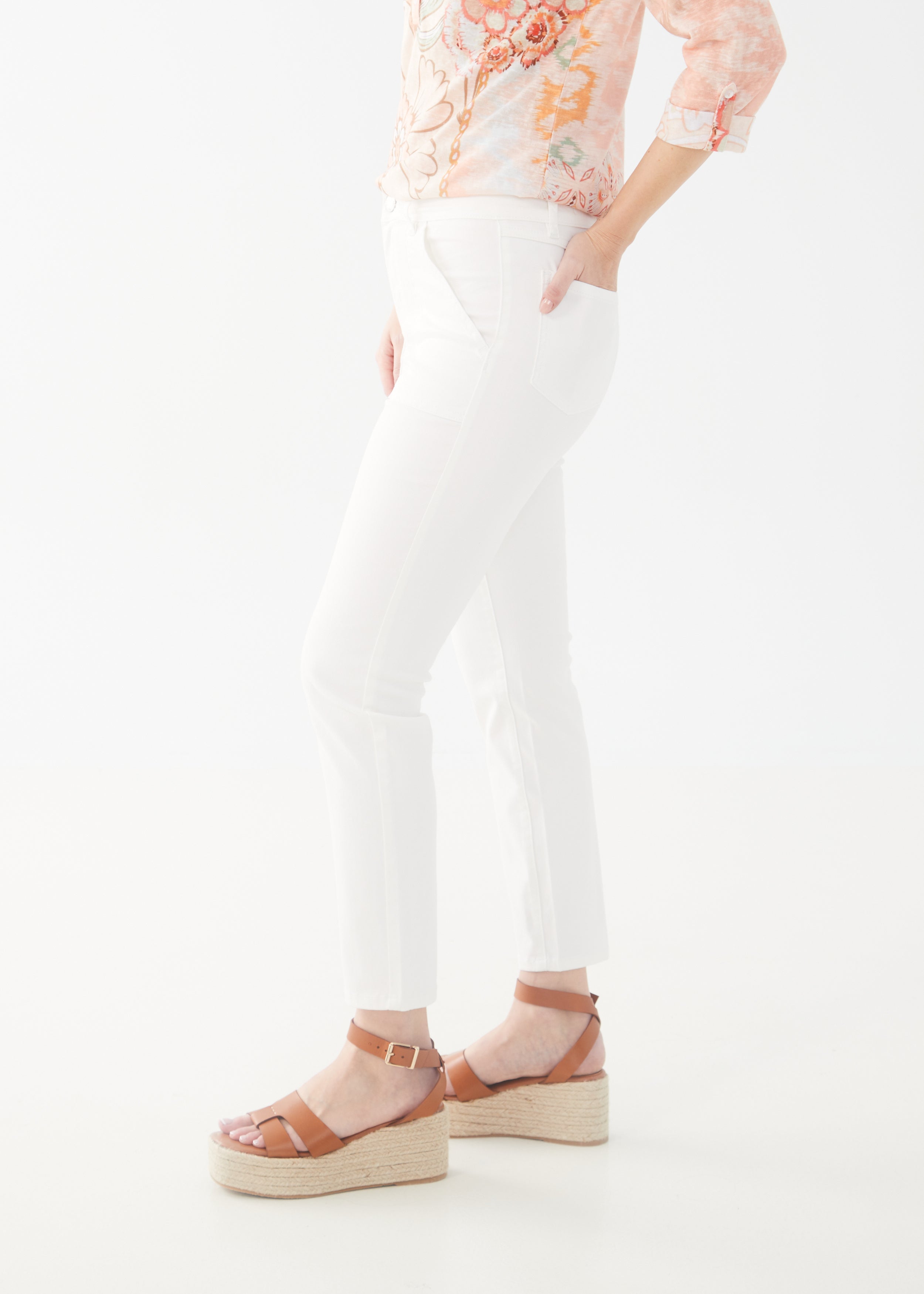 Elevate your style game with the FDJ Olivia Pencil Ankle pant in white!