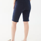 Effortlessly stylish and comfortable, the FDJ Suzanne Bermuda Short in navy is a must-have for any wardrobe.