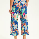 Get ready to bloom with the FDJ Eyelet Pull-On Crop Wide Leg! Made with 100% cotton, these pants offer comfort and style. The eye-catching floral design adds a pop of colour to any outfit, making you stand out from the crowd. Perfect for those looking for a playful touch to their wardrobe.
