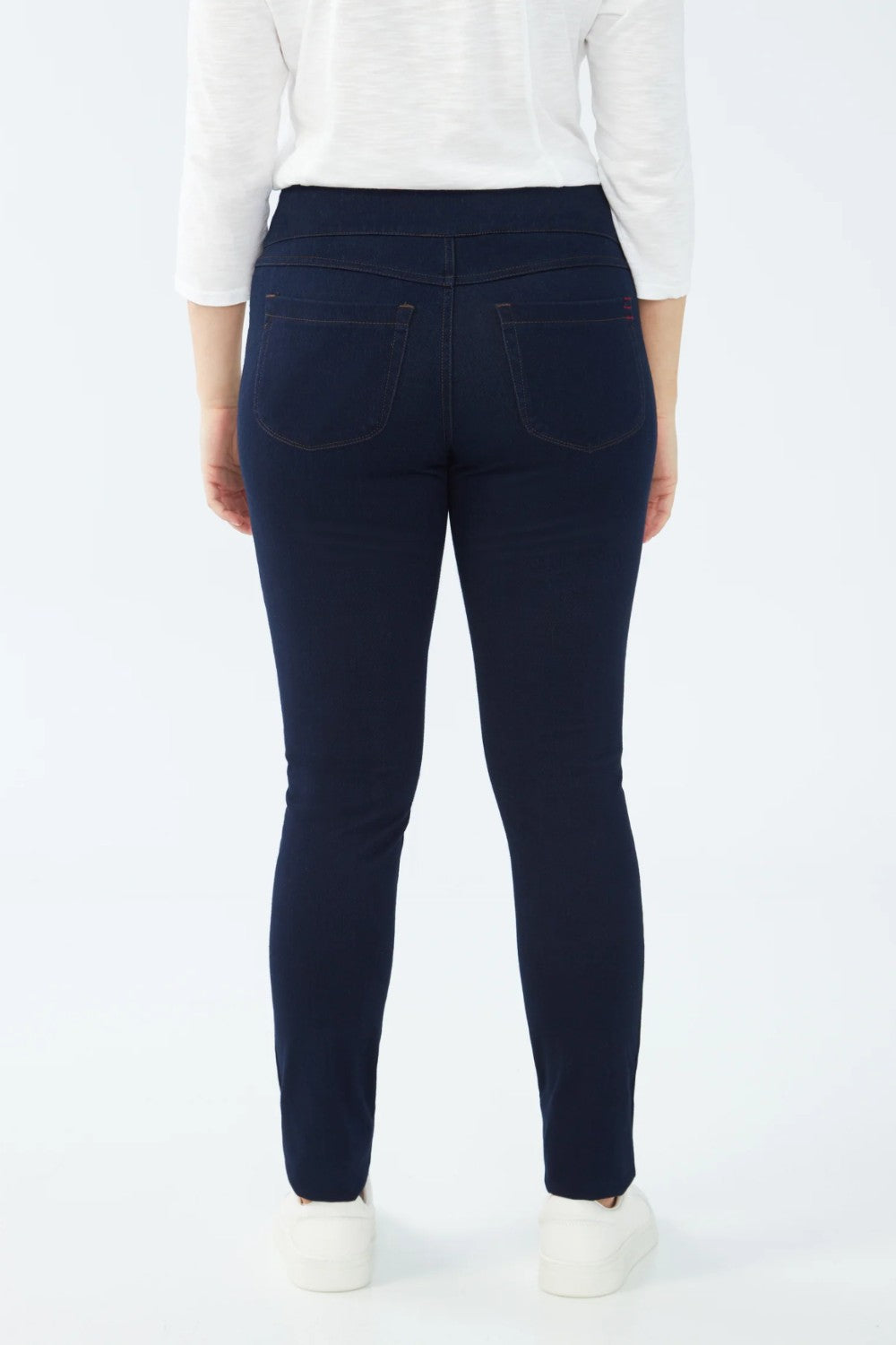 Deemed as EMaGICE pants by O Magazine, these are the pants everyone is going crazy for! Crafted with our revolutionary LOVE Premium denim fabric it offers an exclusive level of comfort and a perfect slimming fit! Its smooth waistband and slim leg make it the perfect pair for any outfit and occasion!