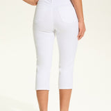 Introducing the FDJ Suzanne Capri - a classic and versatile addition to your wardrobe. Featuring a high rise design, this capri is perfect for any casual occasion.