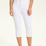 Introducing the FDJ Suzanne Capri - a classic and versatile addition to your wardrobe. Featuring a high rise design, this capri is perfect for any casual occasion.