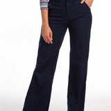 Crafted for style and comfort with functional pockets and a secure closure, this lightweight denim is perfect for any occasion, day or night.