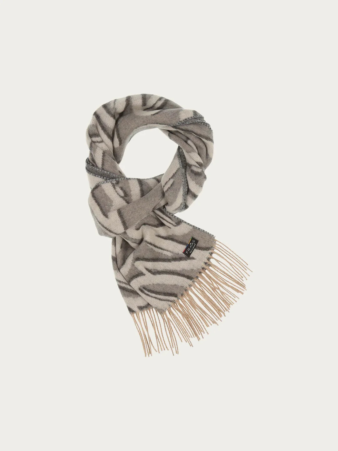 So cute: With the FRAAS cashmink scarf with heart and LOVE design, you'll be warmly wrapped up on cold winter days and will definitely be in a good mood. The scarf is 35 x 200 cm and can be combined with a casual jeans look or an elegant business outfit. The cashmink material, FRAAS' specialty, guarantees a pleasant wearing experience: soft, beautifully warm and gentle on the skin.