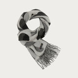 XXL dots all over! We love the cheerful scarf with extra large dots made of pure cashmink - MADE IN GERMANY. It is comfortable to wear: warm, cuddly soft and gentle on the skin. The scarf can be perfectly and easily combined with different styles. Bring your outfit to the point.