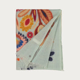This boho style stole is playful and romantic. The 70 x 180 cm scarf from FRAAS with a floral print and openwork pattern is made from a wool blend and is the ideal accessory for cooler days. Put the stole around your shoulders or wrap it around your neck. Thanks to the bright colours of the floral print, this accessory is a real eye-catcher.