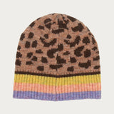 Warm ears and a good mood: both are guaranteed with this knitted hat from FRAAS. With its leopard design and colourful highlight stripes, you will attract everyone's attention. Another plus: the wool blend hat contains recycled polyester made from used PET bottles. This hat looks incredibly good and also feels great to wear.