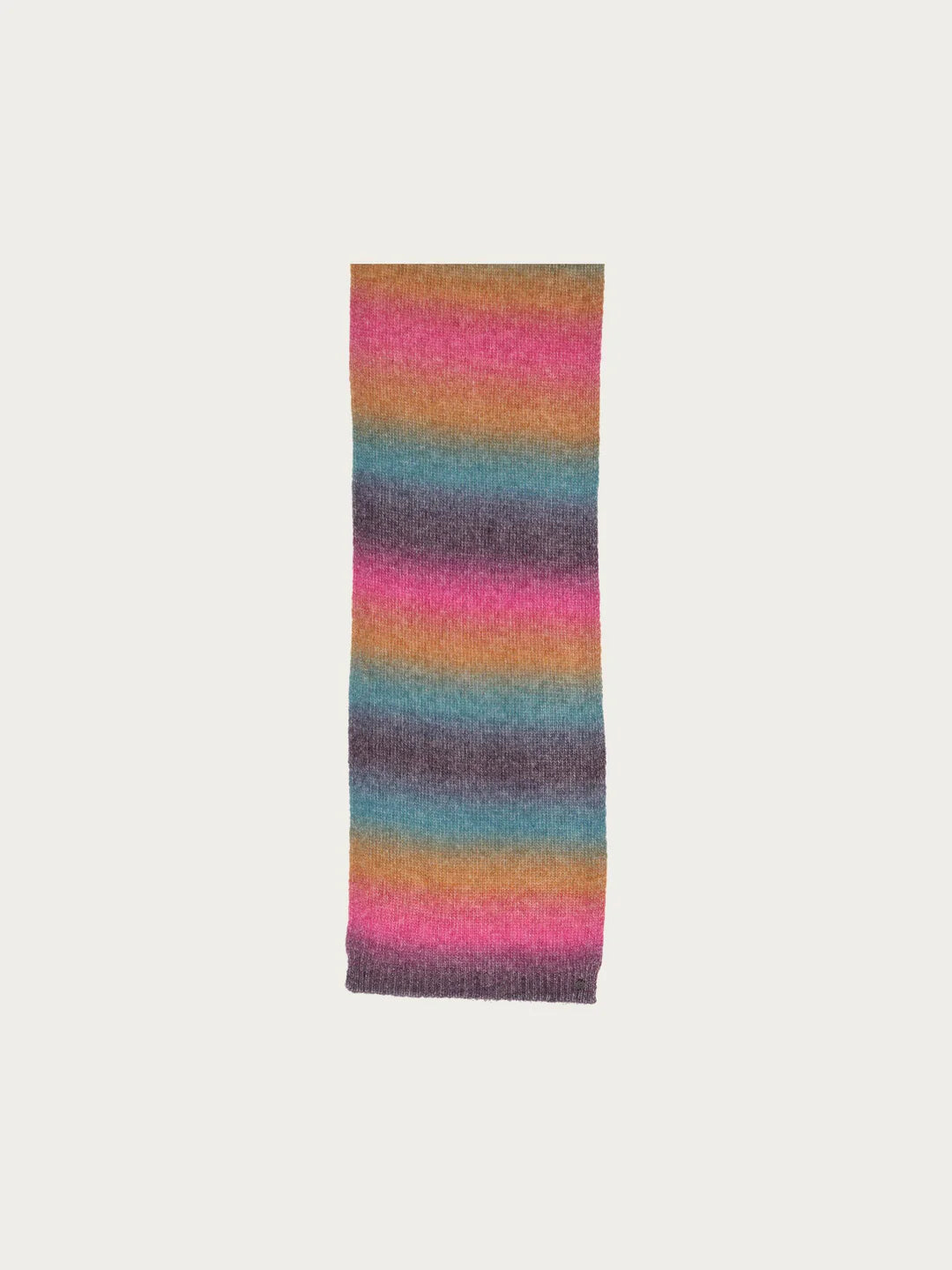 Eye-catching: the cosy knitted scarf with ombré colour gradient attracts everyone's attention. With the 35 x 180 cm scarf, cool temperatures are no longer a problem. Off you go on your next walk or shopping trip!