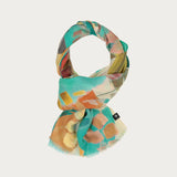 This scarf can be combined with everything: With its 58 x 178 cm and the design with abstract plants and flowers, this scarf is a real all-rounder. Combine it elegantly with a blazer or coat or casually with a casual outfit. The scarf was produced sustainably by FRAAS: The viscose cellulose used was obtained from sustainably managed forests.