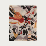 Romantic design, airy, light material: The FRAAS scarf with an abstract floral print will be your new favourite accessory. With its striking pattern, it will be the eye-catcher of your outfit. It is also a pro when it comes to sustainability, as it is made from recycled polyester made from used PET bottles.