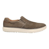 •Nubuck leather upper.
•Leather and textile lining.
•High rebound, ultra comfortable XC Foam® midsole.
•Comfortable Latex and EVA wedge footbed.
•Padded collar.
•Rubber outsole.
