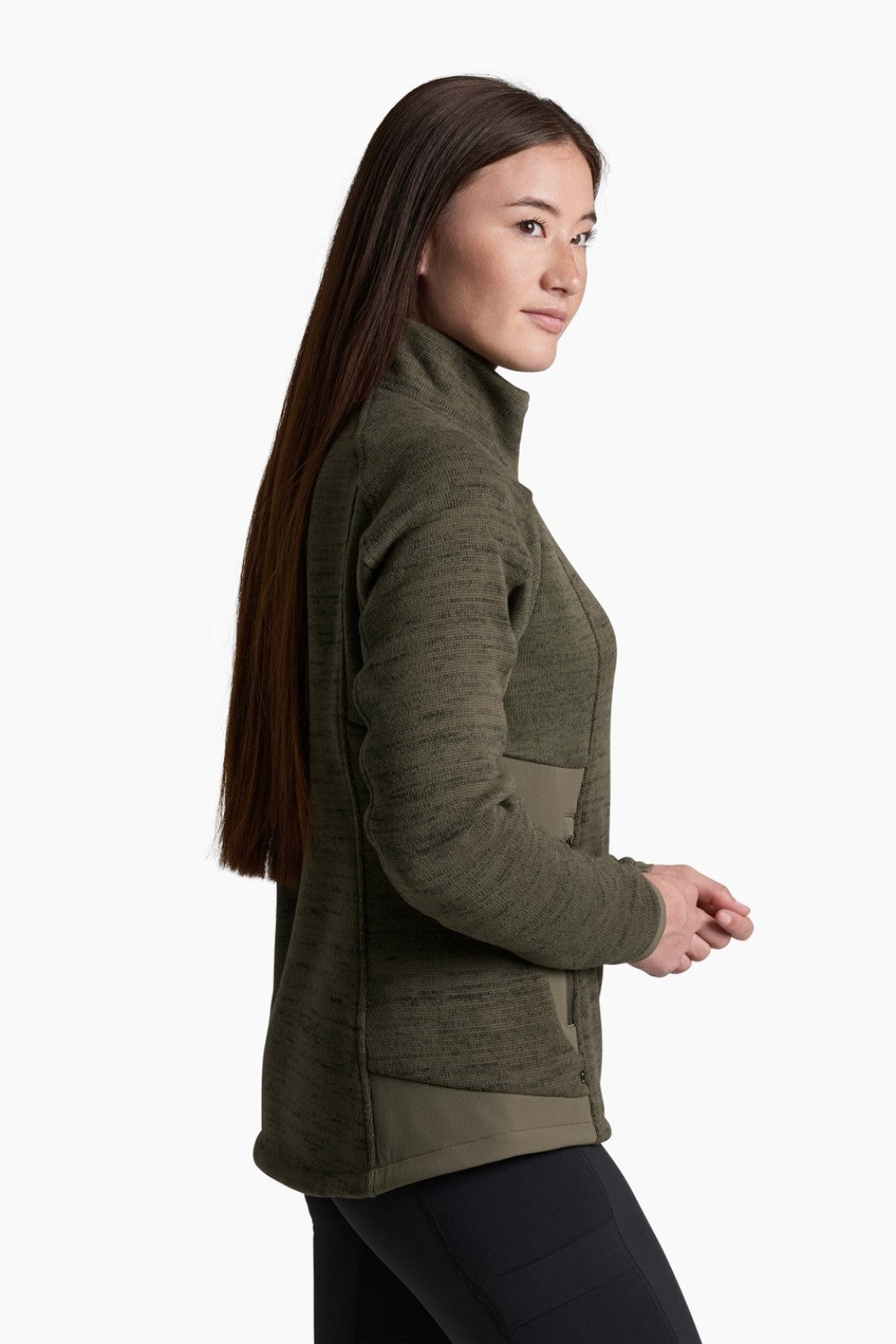 Cozy warm and built for action! Inspired by our jacket series, the AKTIVATOR features multiple weights of premium fleece strategically placed for temperature-regulating comfort and performance. Softshell accents add durability while stylish princess seams provide an impeccable feminine fit.
