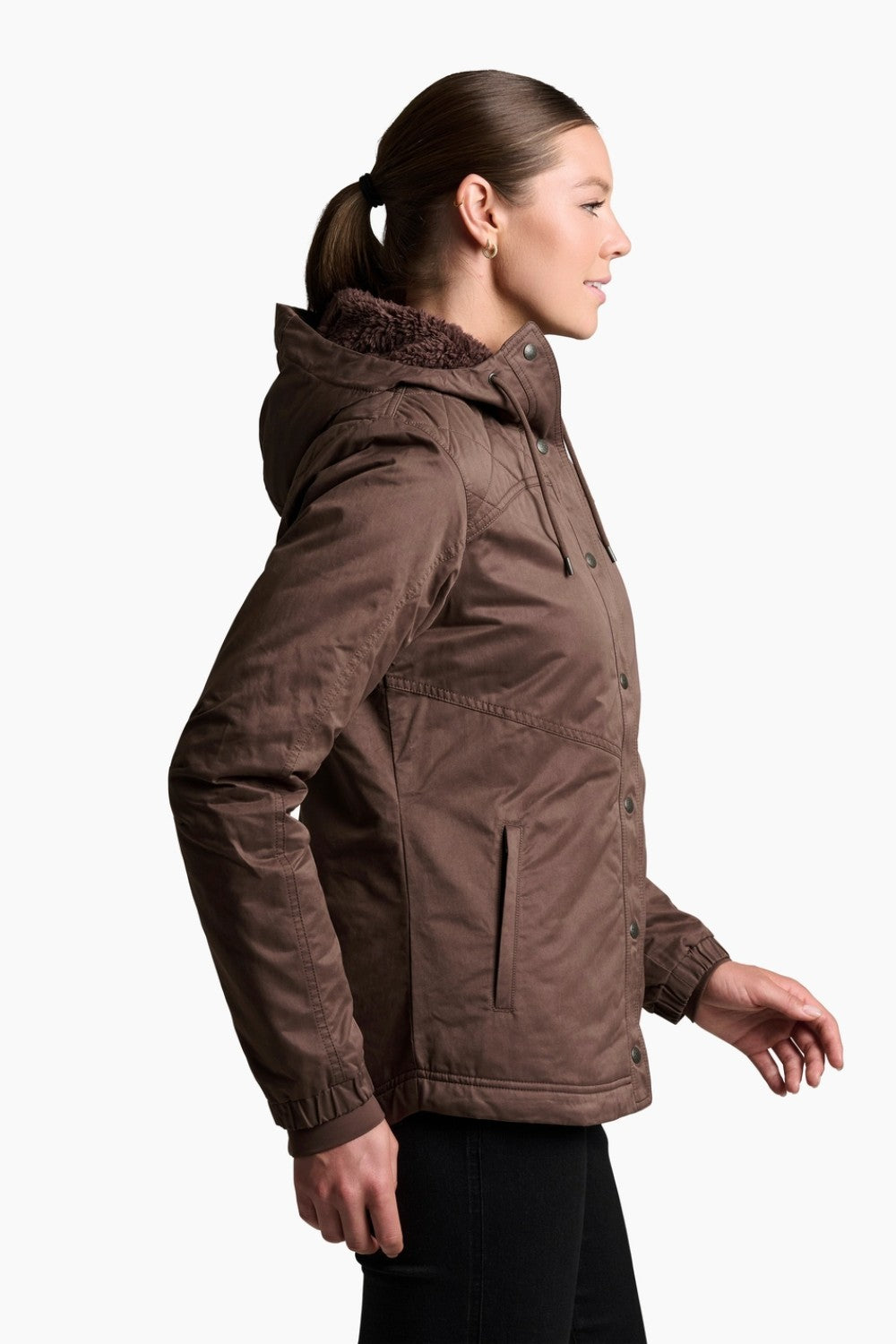 Elevate your outdoor adventure with the KÜHL CELESTE Lined Hoody. MOUNTAIN BORN style crafted with a durable wax-coated exterior for rugged protection against wind and water. A luxurious Italian fleece lining provides cozy warmth and ultimate winter comfort.