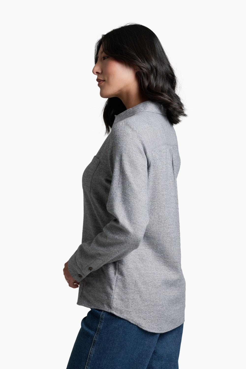 Featuring our double-brushed, ultra-soft flannel and a relaxed, feminine fit, the WHISPER delivers everyday comfort and warmth to any occasion. A dropped shirttail hemline and an oversized chest pocket provide an effortless, casual look that adapts to work or play, indoors or out.