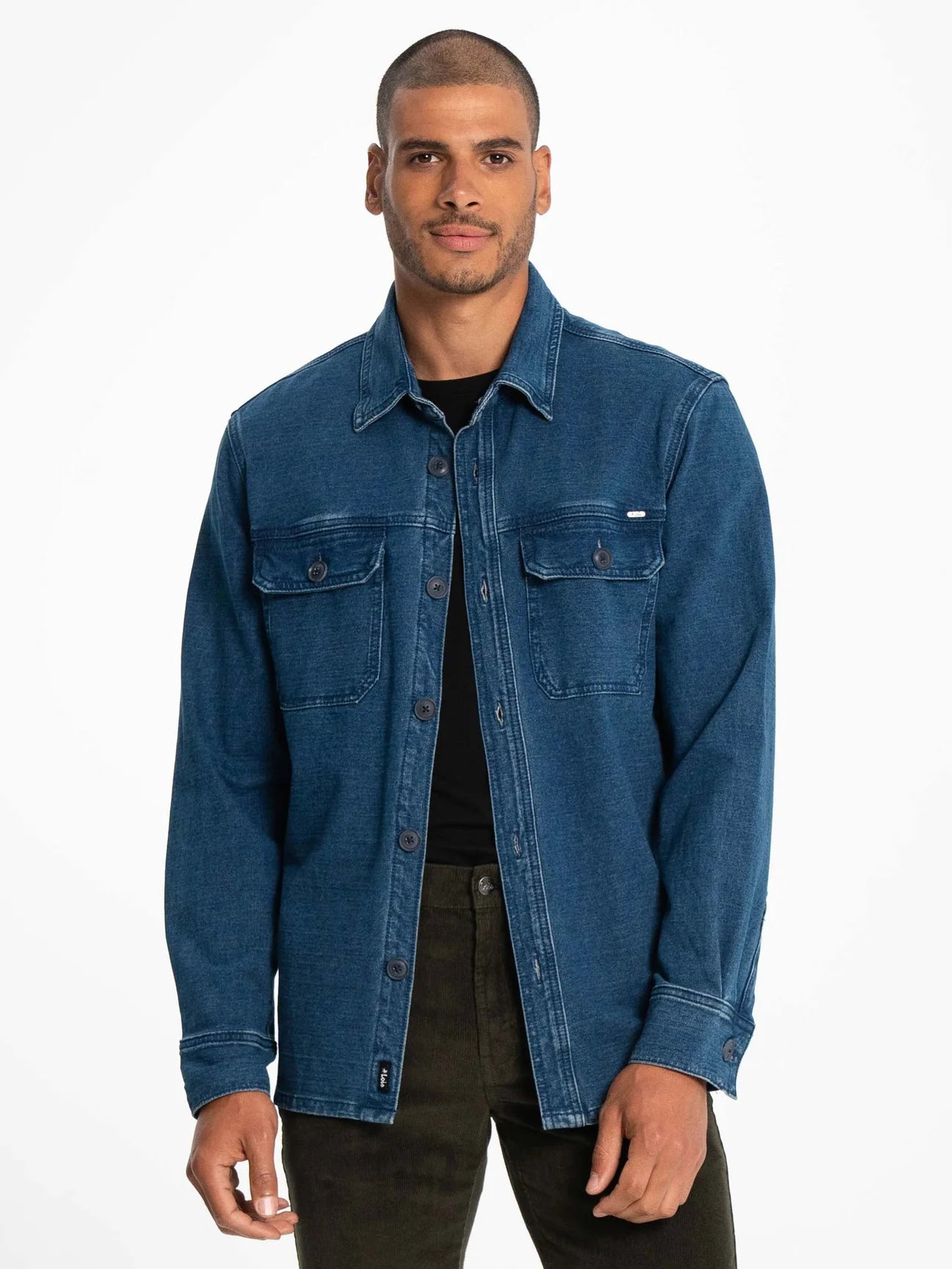 Perfect for everyday activities, this knitted denim casual shirt style vest will satisfy you with its trendy look and versatility.