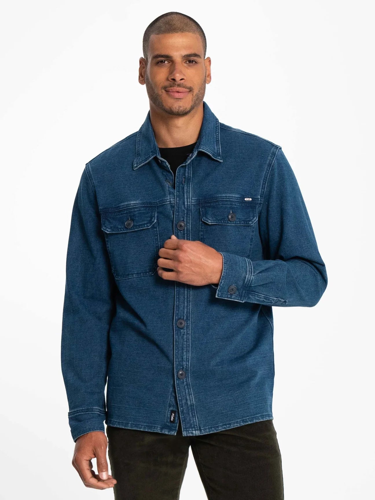 Perfect for everyday activities, this knitted denim casual shirt style vest will satisfy you with its trendy look and versatility.