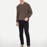 Looking for that oh so colourful but classy pair of jeans? Look no more! With its stretch twill, this pant guarantees ease of movement and style for your everyday activities.