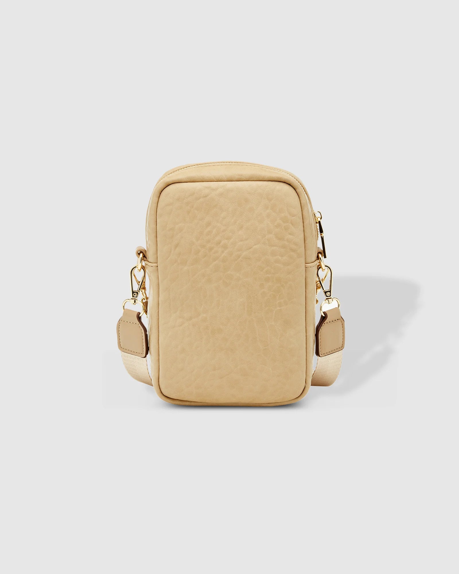 The Louenhide Frankie Phone Crossbody Bag is sure to become your new favourite accessory for all your events this season. 