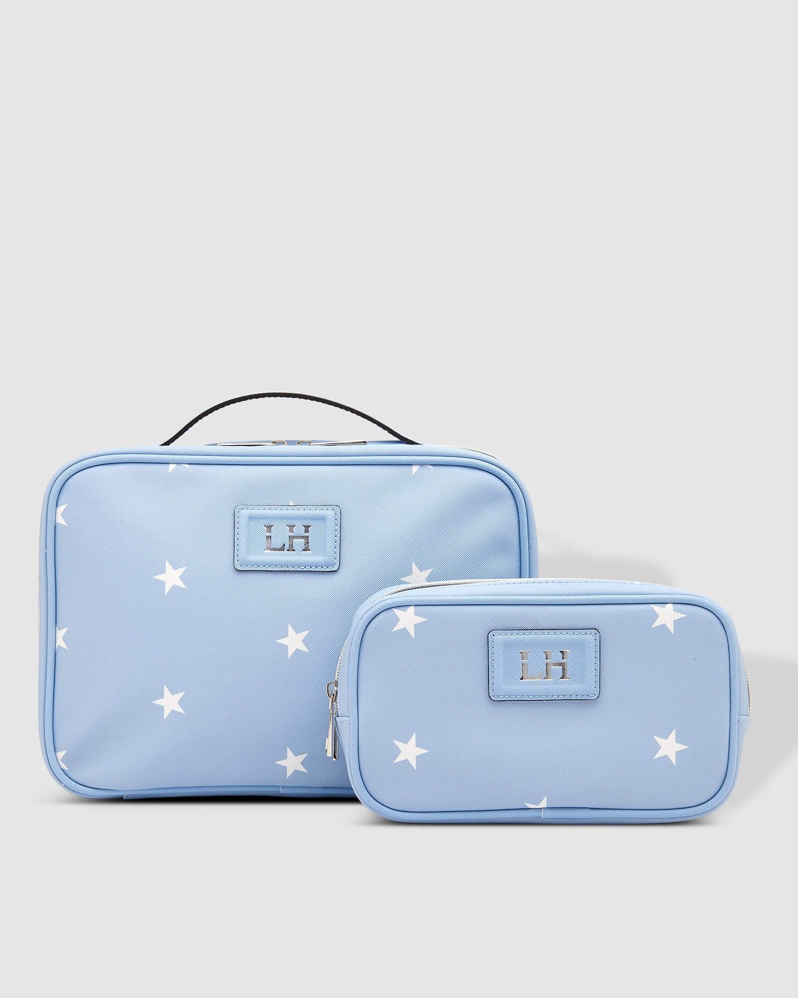 The Louenhide Astrid Iona Cosmetic Set is designed to take you both around the world and on weekend adventures.