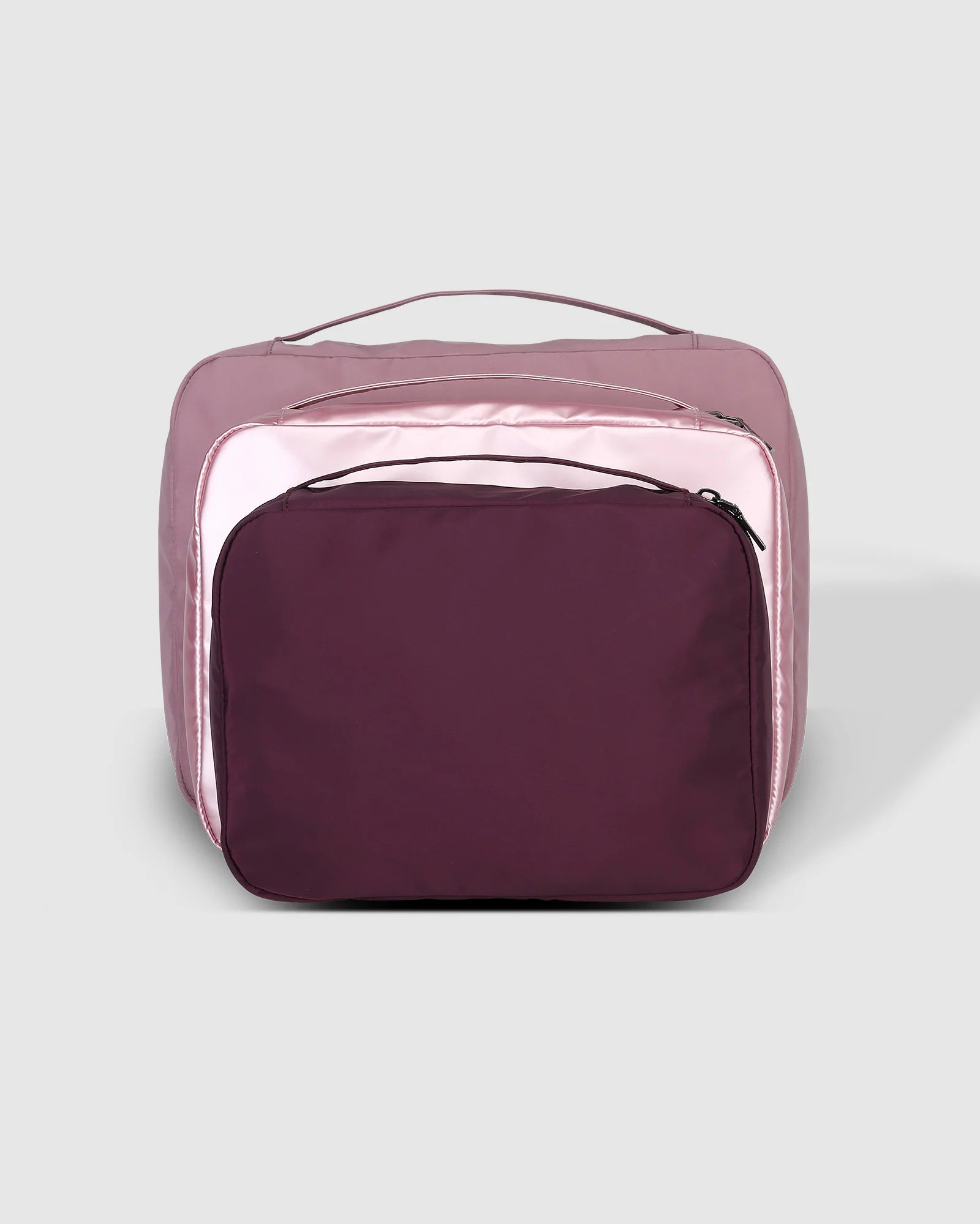 The Louenhide Madras 3 Piece Packing Cube Set will transform the way you travel. Maximize space and minimize bulk with the three varied sizes in three complementary hues. Use the smaller cube for your personal items, the medium for lighter pieces and the largest cube for your chunky knits and jeans.
