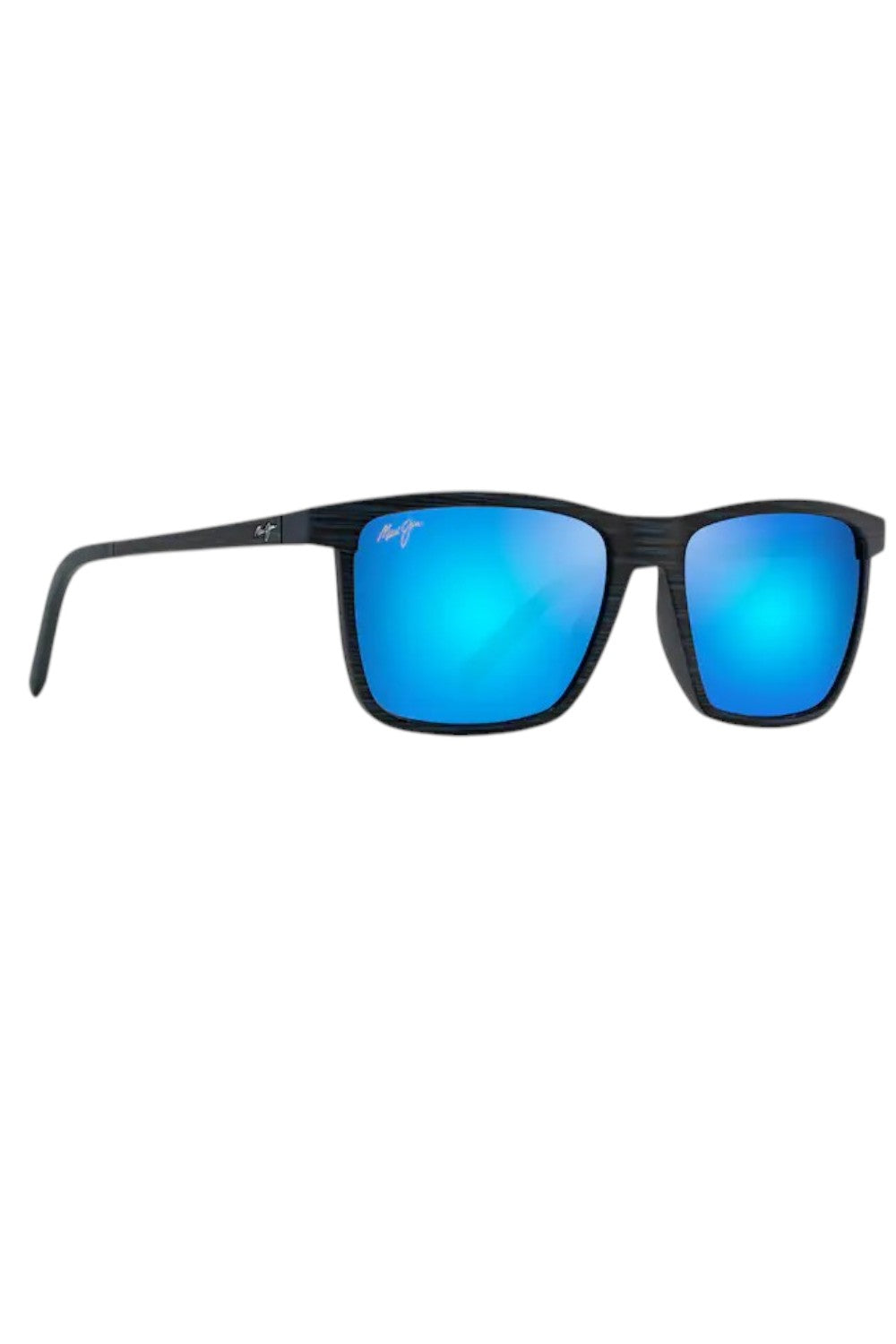 There truly is only One Way to enjoy the outdoors — with protected and vibrant views through the lenses of the latest addition to our rectangular collection. Constructed with carbon fiber, this style presents a hypoallergenic, lightweight and durable framework. One Way brings versatility to the forefront with a streamlined construction and rubber temples for a customizable fit – perfect for leisure and active lifestyles.