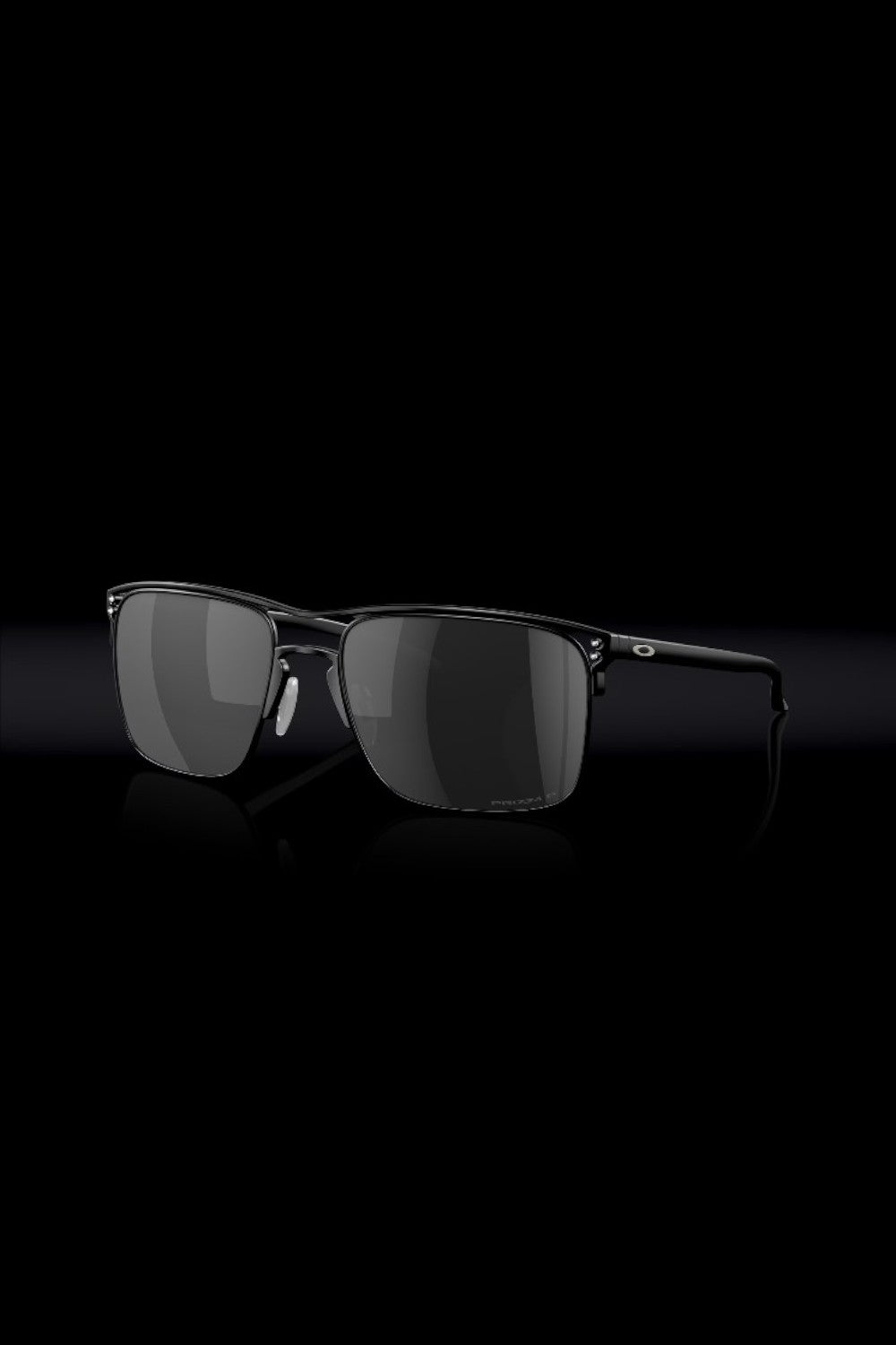 Oakley’s Holbrook Ti evolves the Holbrook design with a razor-thin, lightweight titanium frame. This style is constructed from premium titanium that showcases Oakley’s large, square frame Holbrook design. The sunglass features Prizm Lens Technology designed to enhance color and contrast, while a three-point fit helps provide all-day comfort.