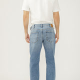 Machray is a modern take on the athletic fit jean, featuring a longer saddle and a slim-yet-spacious fit through the hip and thigh. Built for a close-but-comfortable sporty look, it’s finished with a classic straight leg opening for a sleek finish.