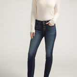 Suki is the bestselling Silver Jeans Co. curvy fit for good reason, and is now made with Luxe Stretch denim. Designed to enhance your shape, these beloved women’s jeans create a flattering silhouette—with ease in the hip and thigh to hug every angle. The classic mid rise is comfortable, and the contoured waistband ensures a zero-gap fit.