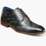 Sleek and modern, the Stacy Adams Brayden Wingtip Oxford is a classic style every man should have in his collection. With the versatility to wear with everything from your best suit to your favorite jeans, it also features the comfort of our cushioned FlexZone footbed.