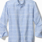 Airy, lightweight linen is our secret to reaching the height of effortless sophistication. A breathable fit meets an easy-to-wear plaid pattern in this warm-weather staple that always looks elevated.