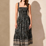 Crafted from airy printed crêpe fabric, this flowy maxi dress offers a fresh feel on warm days with its sleeveless cut. Rushing along the bodice and shoulder straps enhances the fit with flattering shape, while a lining in the skirt adds volume and extra coverage. Convenient side seam pockets provide subtle storage for your day's essentials.