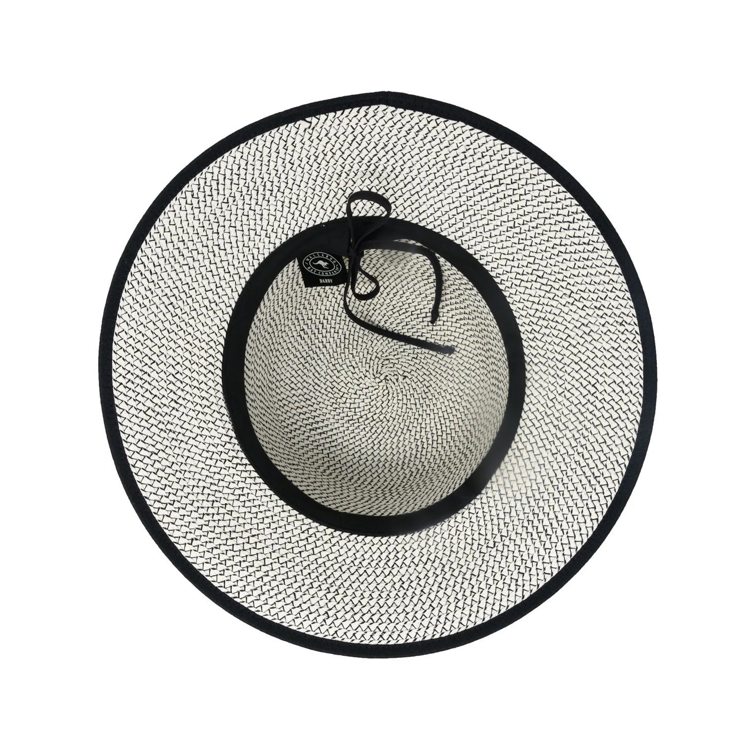 This women's cloche sun hat is an elegant twist on a vintage design with modern flair. The clean lines and neutral tones of the Darby hat elevate your look for shopping with friends or walking barefoot on the beach. Sun protected and timeless.
