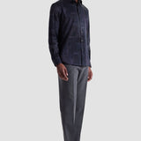 The Julian long-sleeved shirt is crafted from Comfort Stretch cotton and features a tonal floral print, a point collar, adjustable notched cuffs, and a curved hem.
