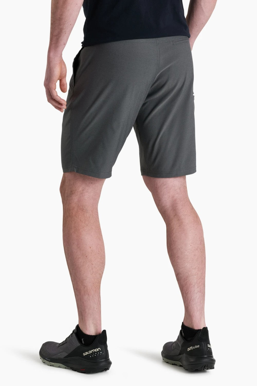 At home in or out of the water, the UPSHIFT Short can do it all. Our lightweight, hybrid design easily adapts to almost any activity. Soft yet durable, water-resistant, and quick-drying, this stretch-enhanced performance short has all the tools for KÜHL summer fun!