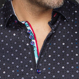 This is a collection of comfortable, performance stretch, fashionable dressy and casual shirts. Stand out from the crowd, thanks to Au Noirs cleaver use of contrasting patterns and sophisticated details. Comfortable with a high quality, performance stretch cotton fabric. 