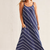 A sleeveless design and stretch-infused fabric make this flowy maxi dress a must-have addition to your warm-weather wardrobe. 